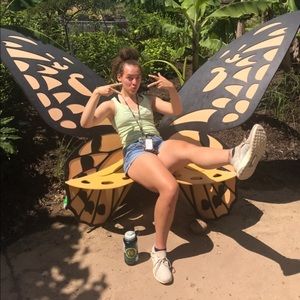 Meet your Posher, Haley